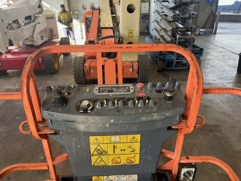 Sold - Articulated Boom Lift - View 2